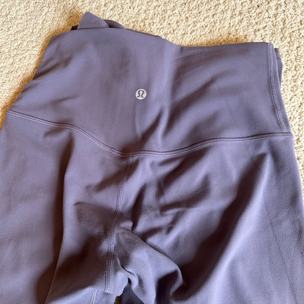 Lululemon Align - Size 6 25” - lavender purple color